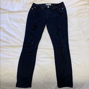 Ripped black skinny jeans